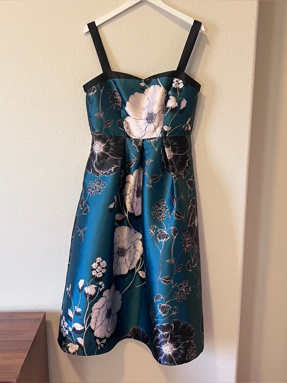 Kay Unger Printed Mikado Sleeveless Tea Length dress Size 10 Fit and Flare Teal - Picture 2 of 7